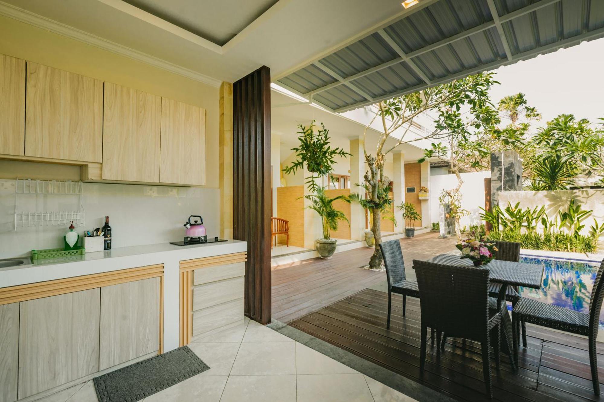 Happy Devi Guesthouse Canggu Exterior foto